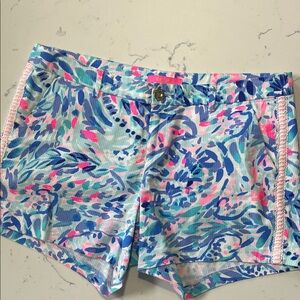 Lilly Pulitzer Multicolor High-Waist Tropical Print Shorts — Blue & Pink